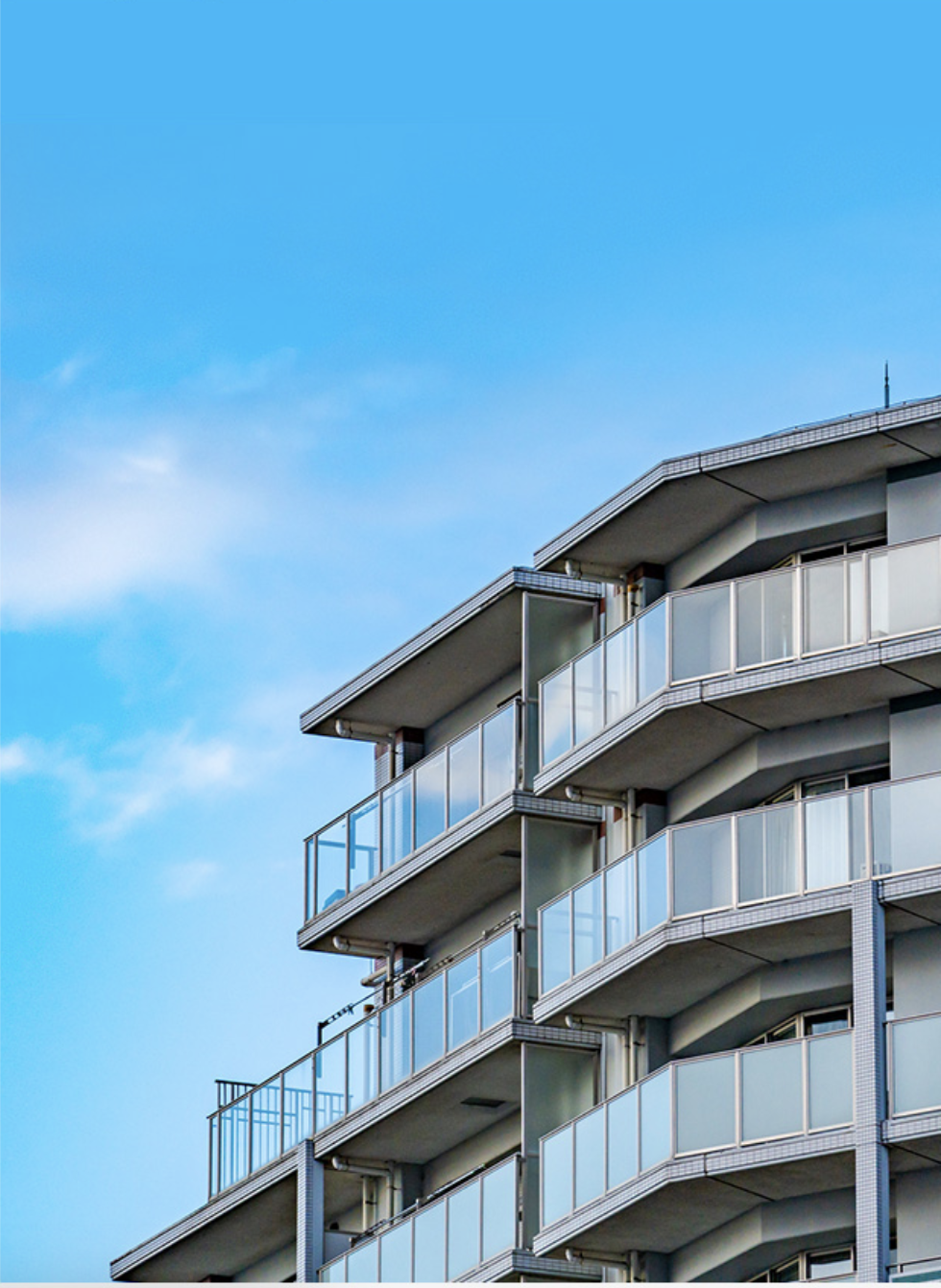 青空とマンション